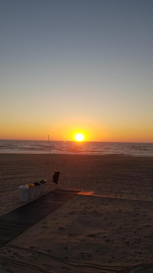 Beachwalk Guesthouse Esmoriz Dış mekan fotoğraf